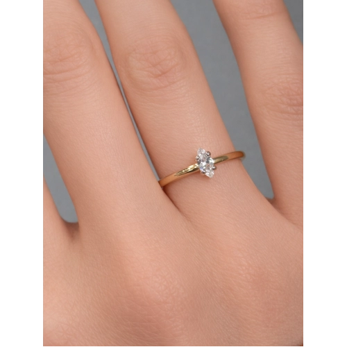 Кольцо из золота 585 пробы с фианитами