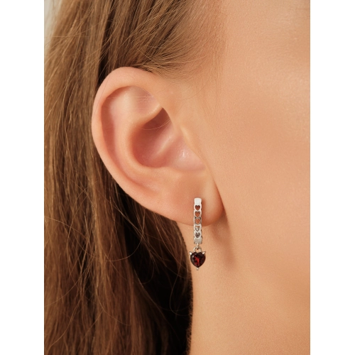 Серьги из серебра 925 пробы с гранатами