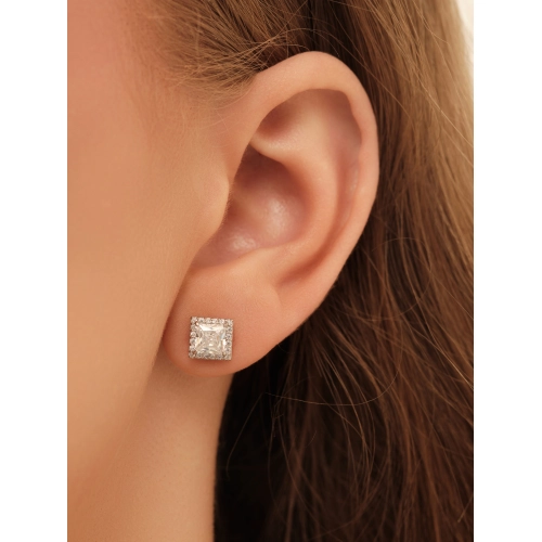 Серьги пусеты из серебра 925 пробы с фианитами