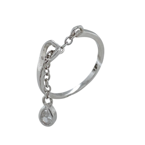 Кольцо из серебра 925 пробы с фианитами