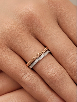 Обручальное кольцо из золота 585 пробы с бриллиантами