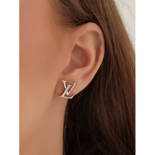 Серьги пусеты из серебра 925 пробы