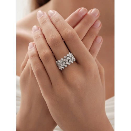 Кольцо из белого золота 585 пробы с фианитами