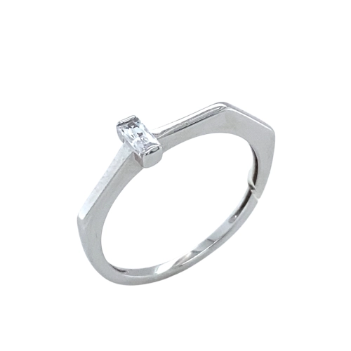 Кольцо из белого золота 585 пробы с цирконом