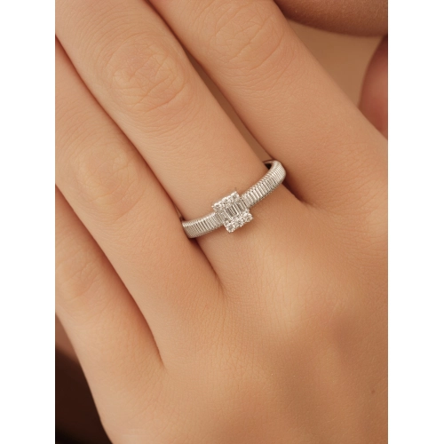 Кольцо из белого золота 585 пробы с бриллиантами