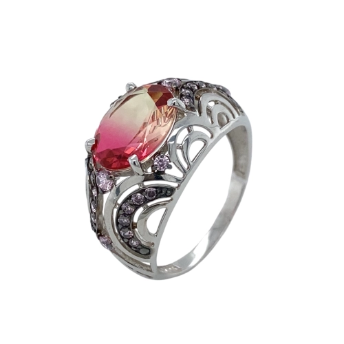 Кольцо из серебра 925 пробы с кристаллами и фианитами