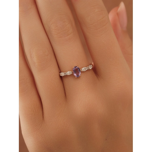 Кольцо из золота 585 пробы с аметистом и фианитами