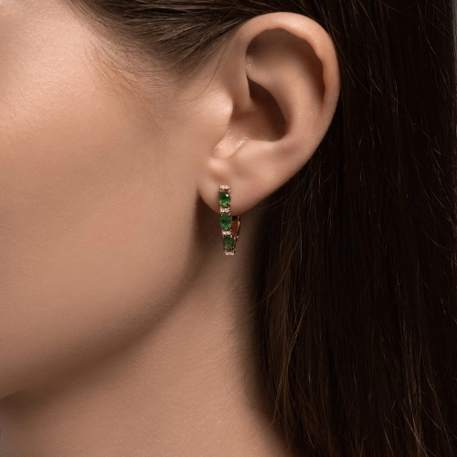 Серьги из золота 585 пробы с изумрудами и бриллиантами