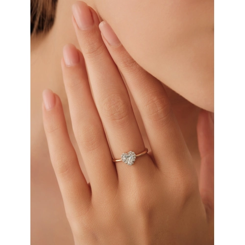 Кольцо из золота 585 пробы с фианитами