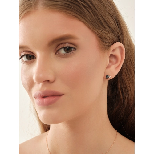 Серьги пусеты из золота 585 пробы с топазом London Blue и фианитами