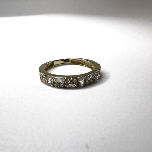 Кольцо из белого золота 585 пробы с фианитами