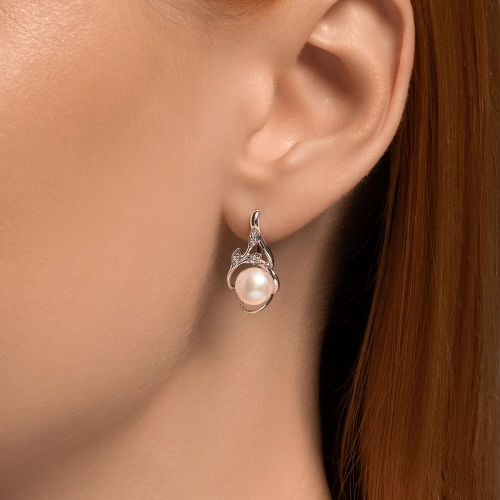 Серьги из серебра 925 пробы с жемчугом и фианитами