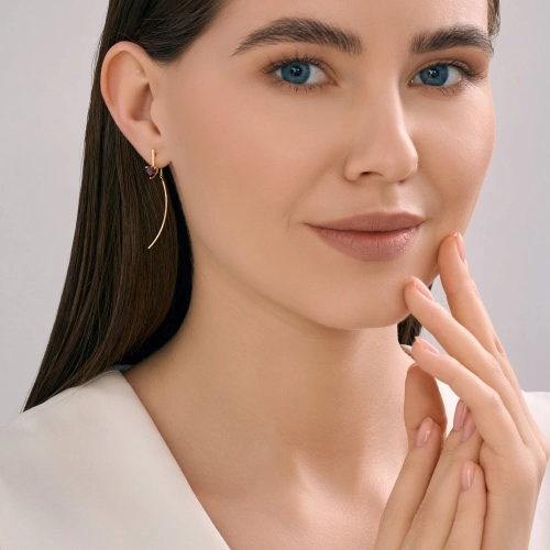 Серьги продевки из золота 585 пробы с гранатом