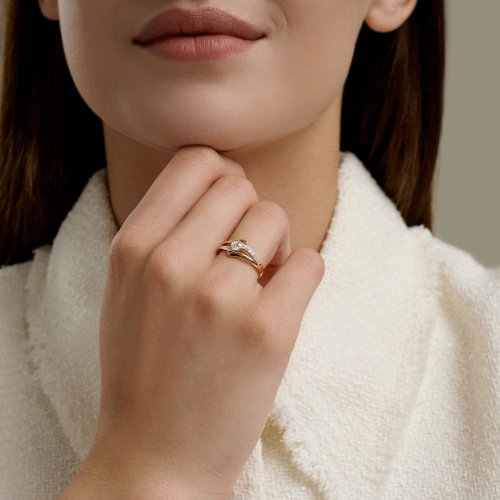 Кольцо из золота 585 пробы с фианитами