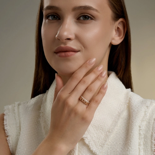 Кольцо из золота 585 пробы с фианитами