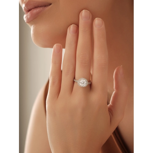 Кольцо из серебра 925 пробы с цирконами