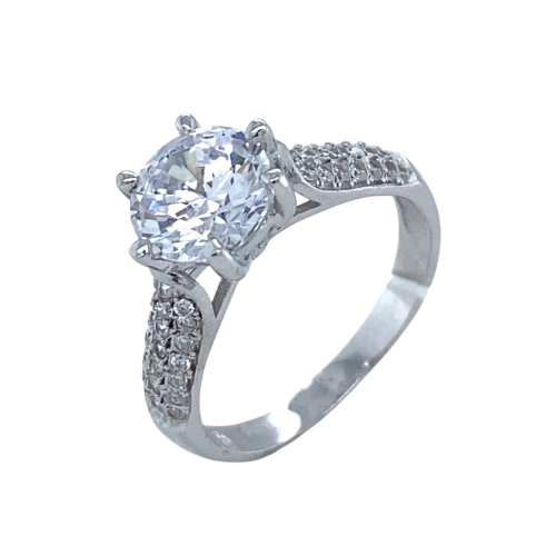 Кольцо из серебра 925 пробы с цирконами