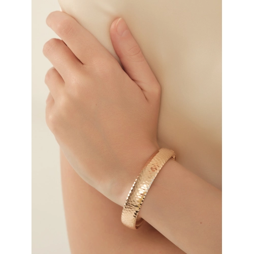 Жесткий браслет из золота 585 пробы