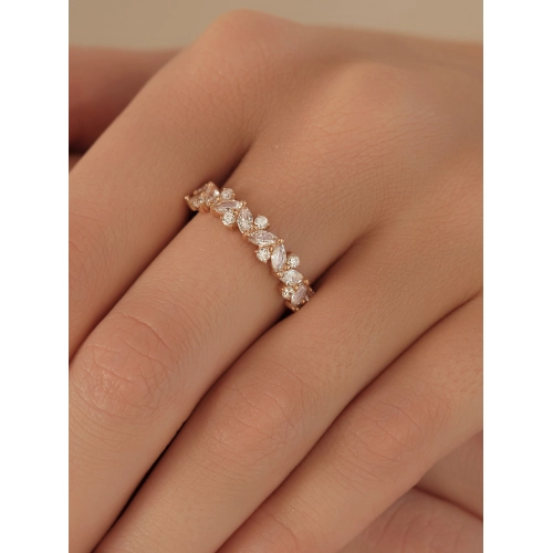 Кольцо из золота 585 пробы с фианитами