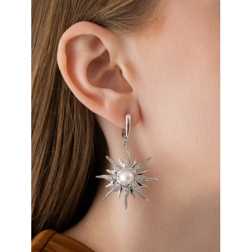 Серьги из серебра 925 пробы с жемчугом и фианитами