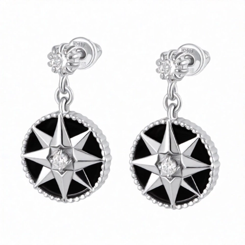 Серьги пусеты из серебра 925 пробы с ониксом и фианитами