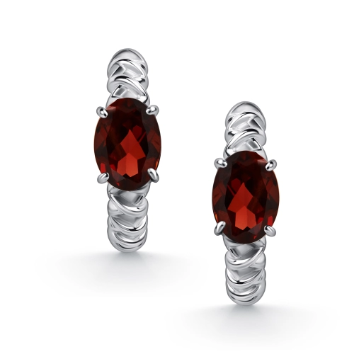 Серьги из серебра 925 пробы с гранатами
