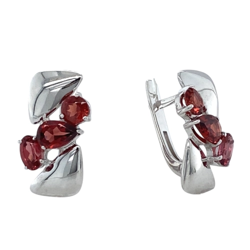 Серьги из серебра 925 пробы с гранатами