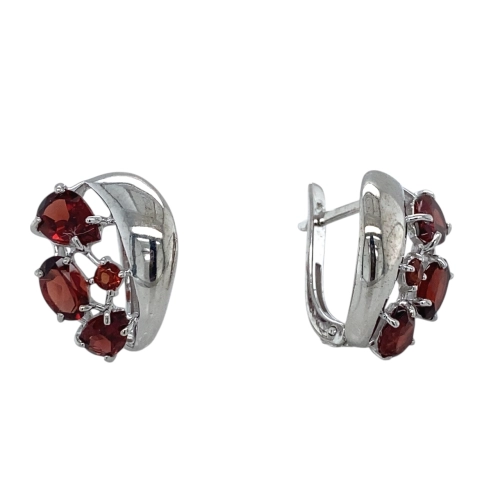 Серьги из серебра 925 пробы с гранатами