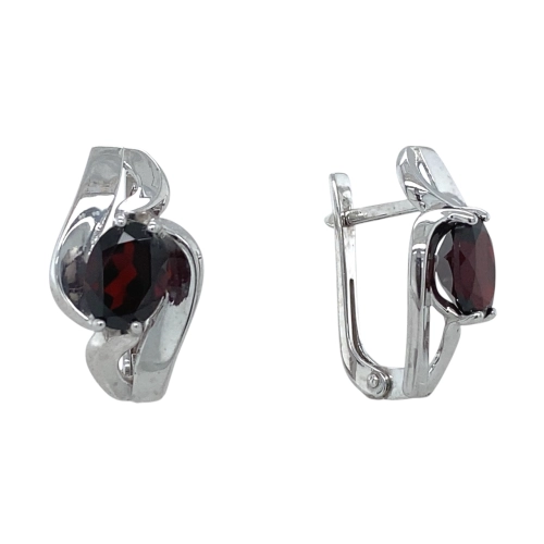 Серьги из серебра 925 пробы с гранатами