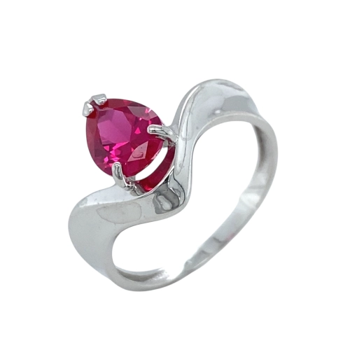 Кольцо из серебра 925 пробы с выращенным рубином