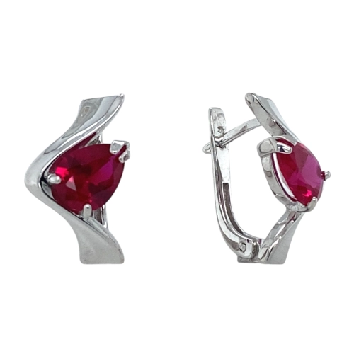 Серьги из серебра 925 пробы свыращенным рубином