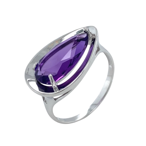 Кольцо из серебра 925 пробы с аметистом и фианитами