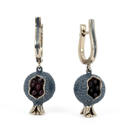 Серьги из серебра 925 пробы с гранатами