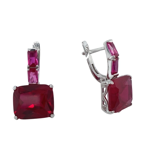 Серьги из серебра 925 пробы свыращенным рубином