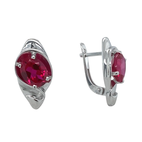 Серьги из серебра 925 пробы свыращенным рубином