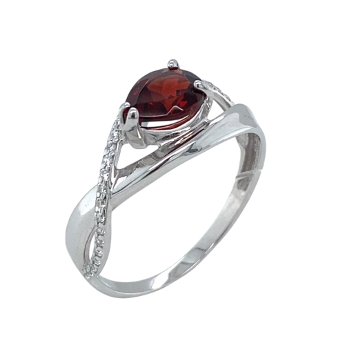 Кольцо из серебра 925 пробы с гранатом и фианитами
