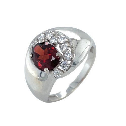 Кольцо из серебра 925 пробы с гранатом и фианитами