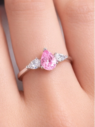 Кольцо из белого золота 585 пробы с цветными фианитами