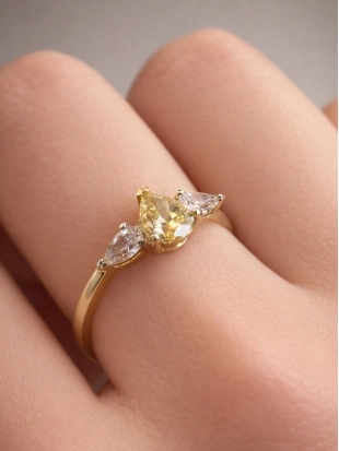 Кольцо из желтого золота 585 пробы с цветными фианитами