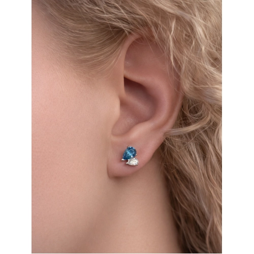 Серьги пусеты из белого золота 585 пробы с цветными фианитами