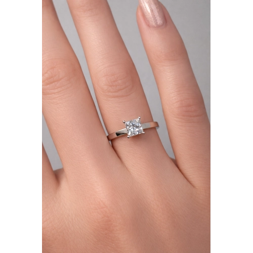 Кольцо (585 б) бриллиант лабораторный