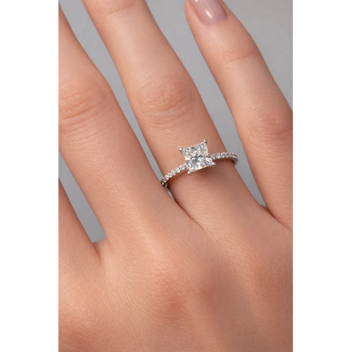 Кольцо (585 б) бриллиант лабораторный