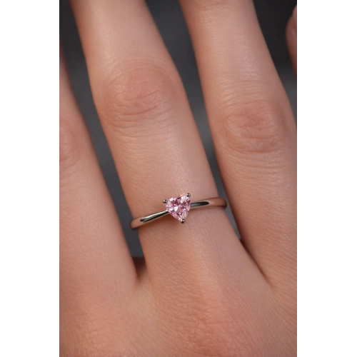 Кольцо из белого золота 585 пробы с цветными фианитами