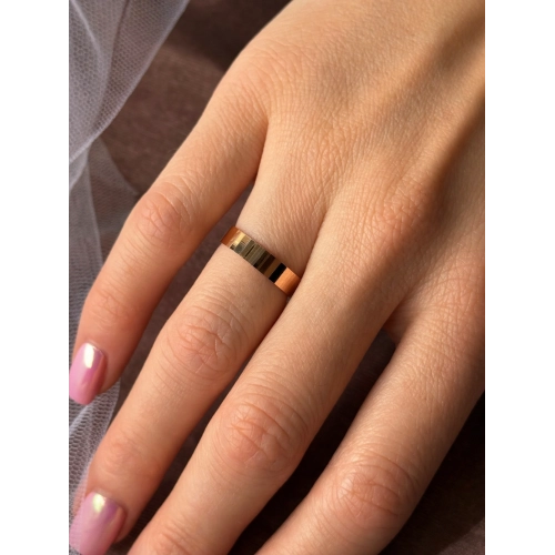 Обручальное кольцо из золота 585 пробы