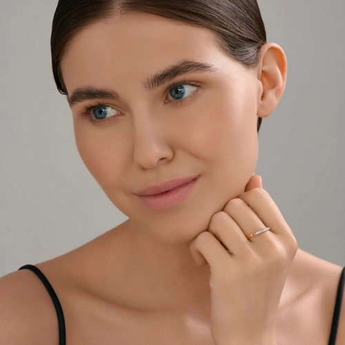 Кольцо из золота 585 пробы с бриллиантами