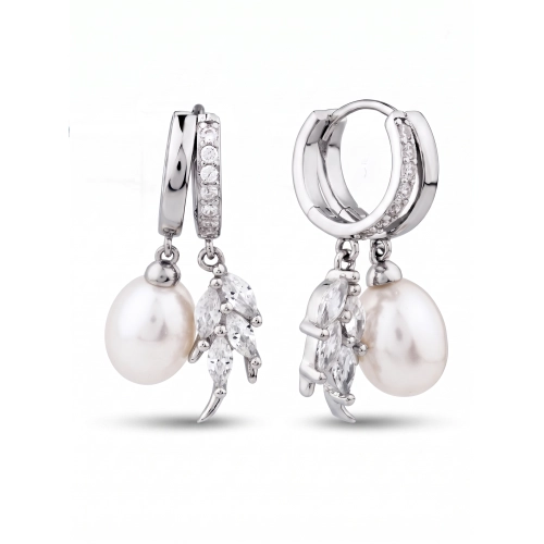 Серьги из серебра 925 пробы с жемчугом и фианитами
